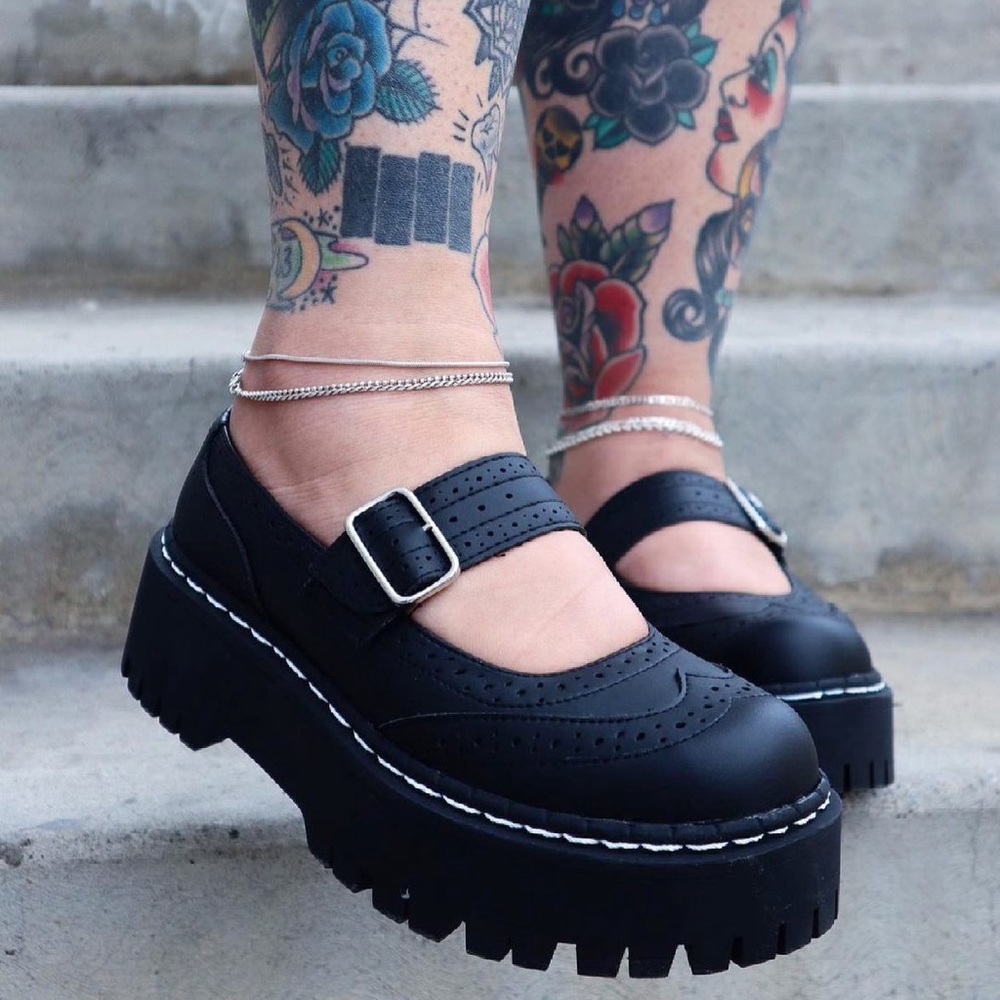 TUK Black Double Decker Mary Jane women’s SZ US 7